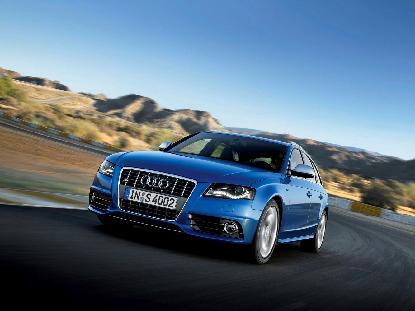Audi S4 IV (B8) (2008–2011) · 3.0 MT (333 л.с.) 4WD
