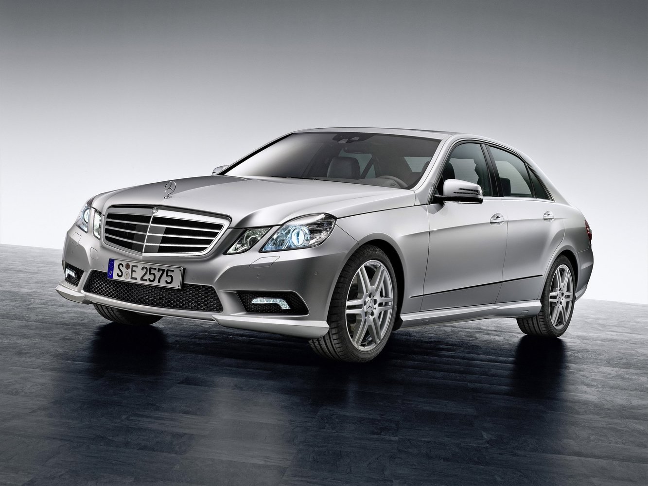Mercedes-Benz E-Класс IV (W212, S212, C207) (2009–2013) · 300 3.5 AT (252 л.с.) 4WD