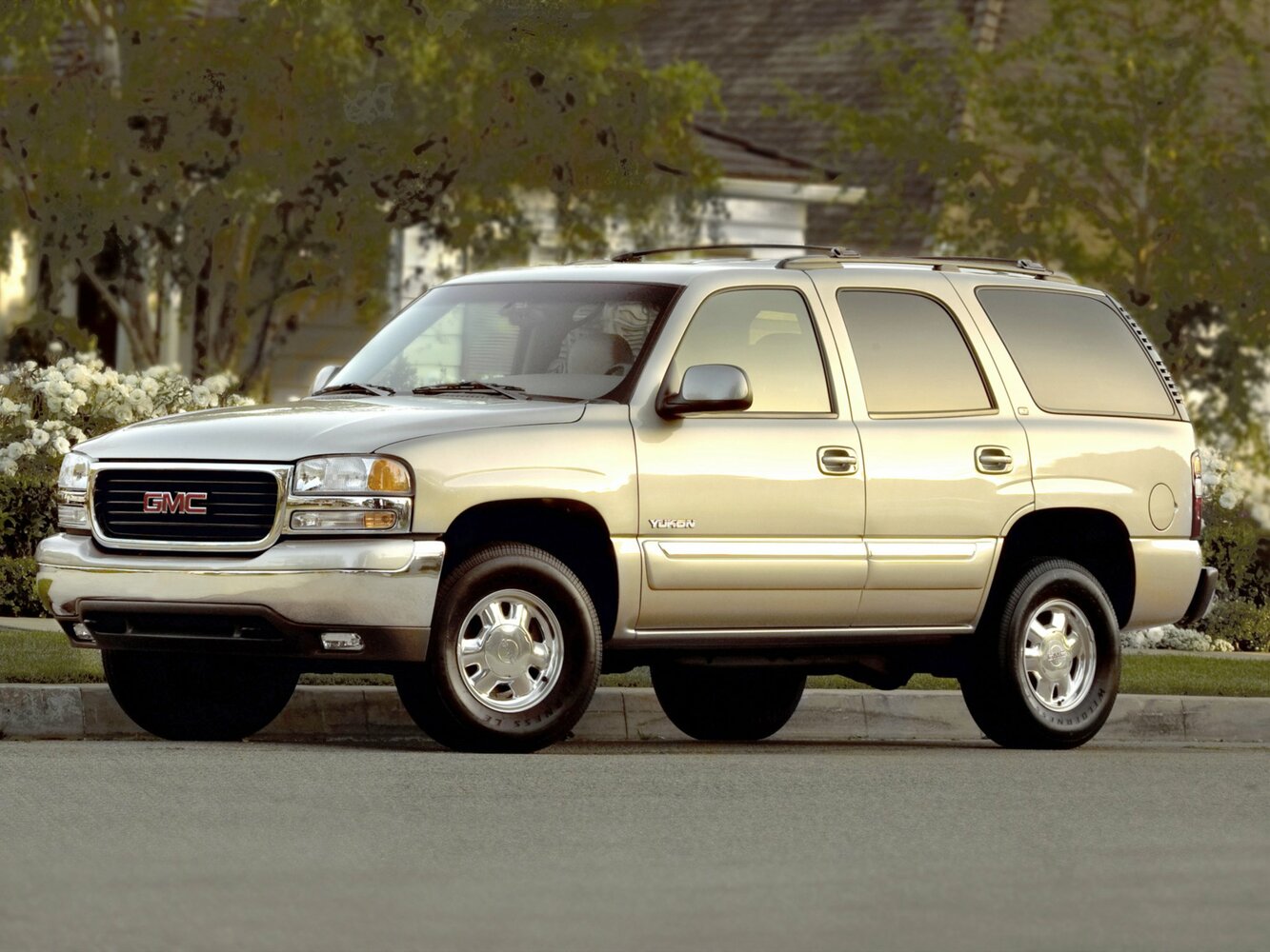 GMC Yukon II (GMT800) (1999–2006) · 5.3 AT (288 л.с.) 4WD