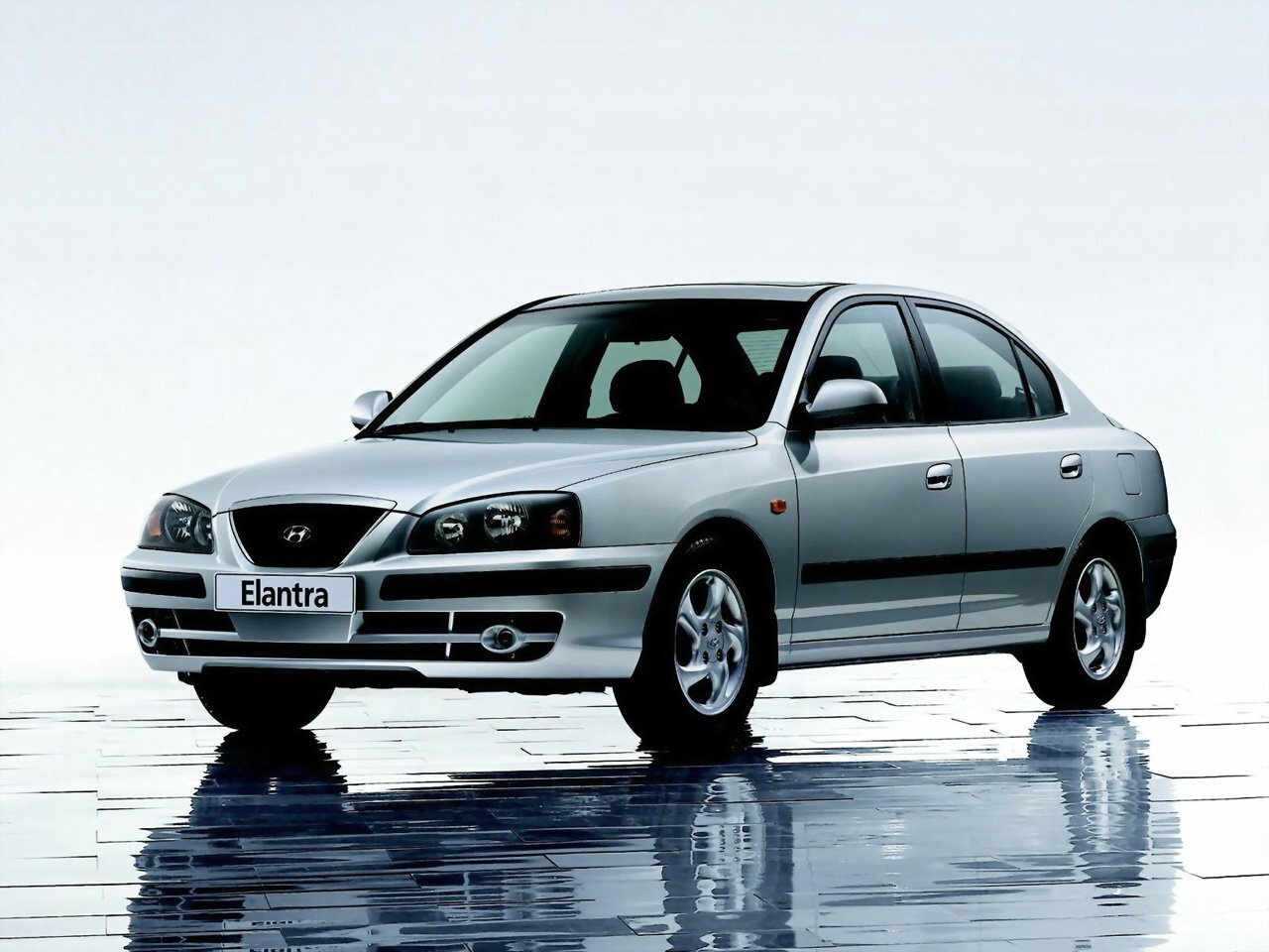 Hyundai Elantra III (XD2) Рестайлинг (2003–2010) · 1.6 MT (105 л.с.)