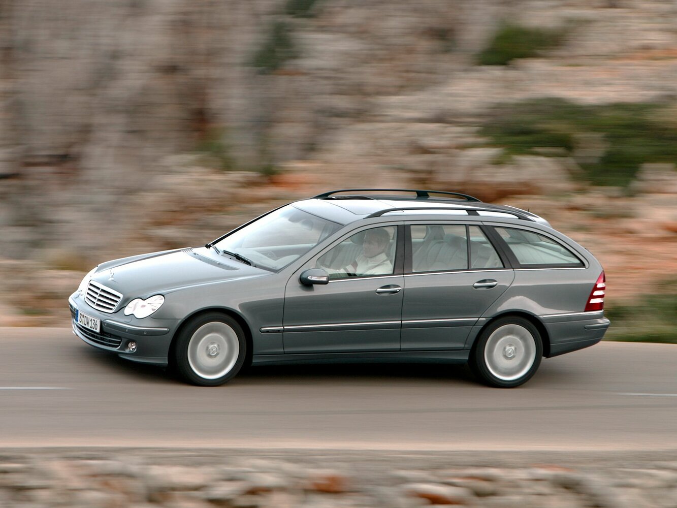 Mercedes-Benz C-Класс II (W203) Рестайлинг (2004–2008) · 200 2.2d AT (122 л.с.)