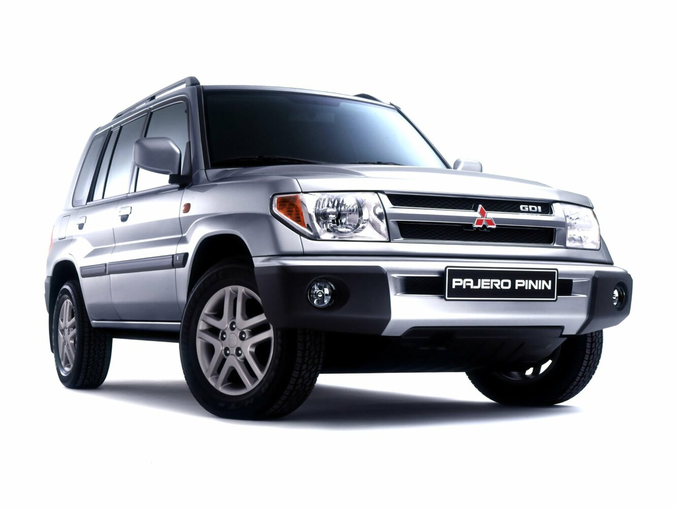 2.5d AT (85 л.с.) 4WD