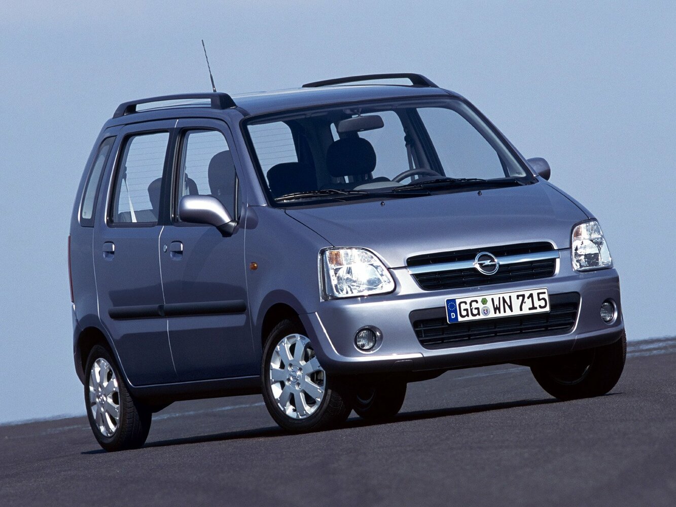 Opel Agila A Рестайлинг (2004–2007) · 1.2 MT (80 л.с.)