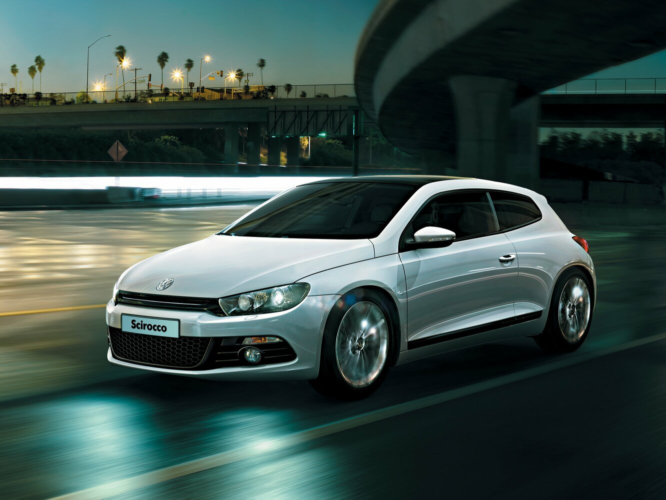Volkswagen Scirocco III (2008–2014) · 2.0 AMT (200 л.с.)