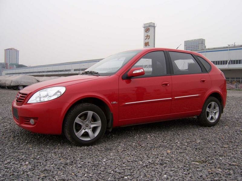 1.3 MT (89 л.с.)