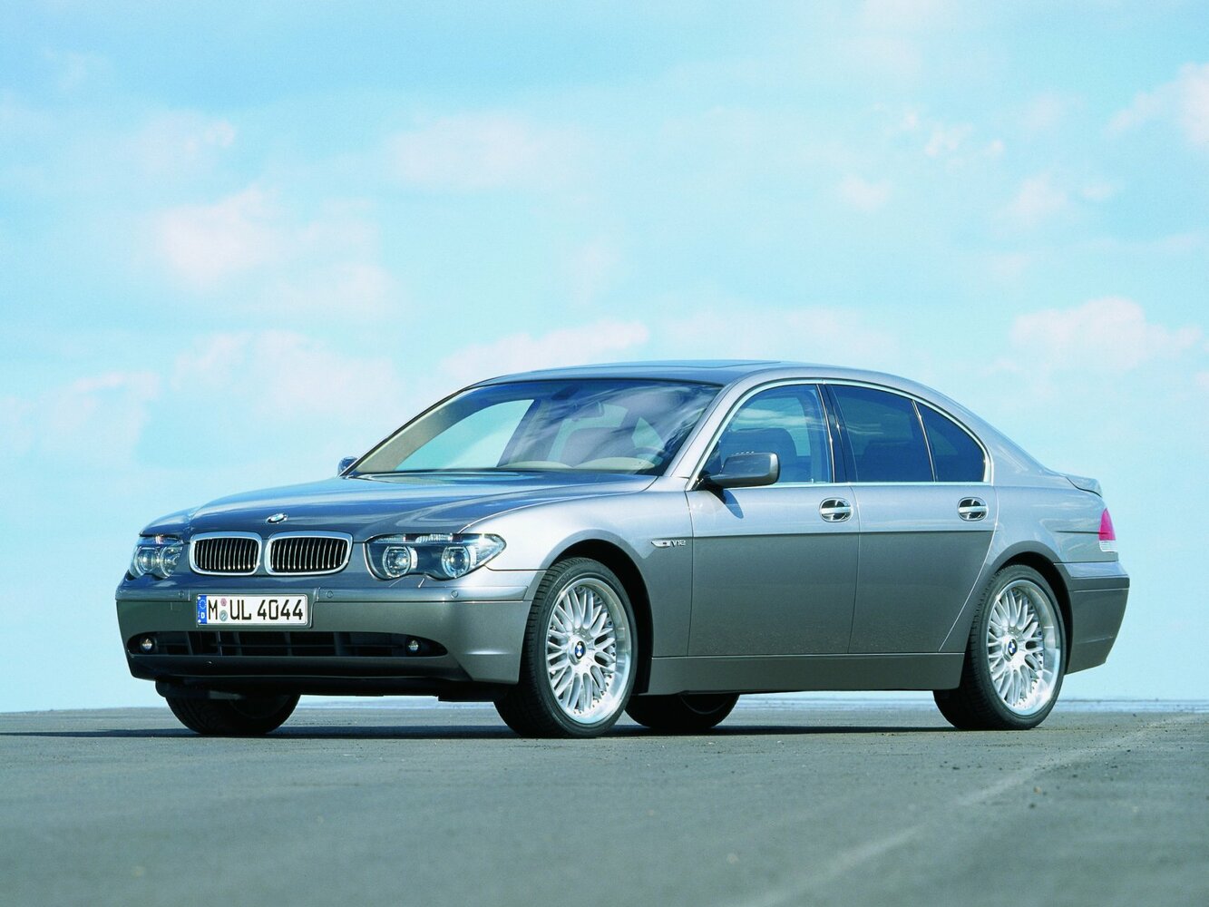 BMW 7 серии IV (E65/E66) (2001–2005) · 730i 3.0 AT (231 л.с.)