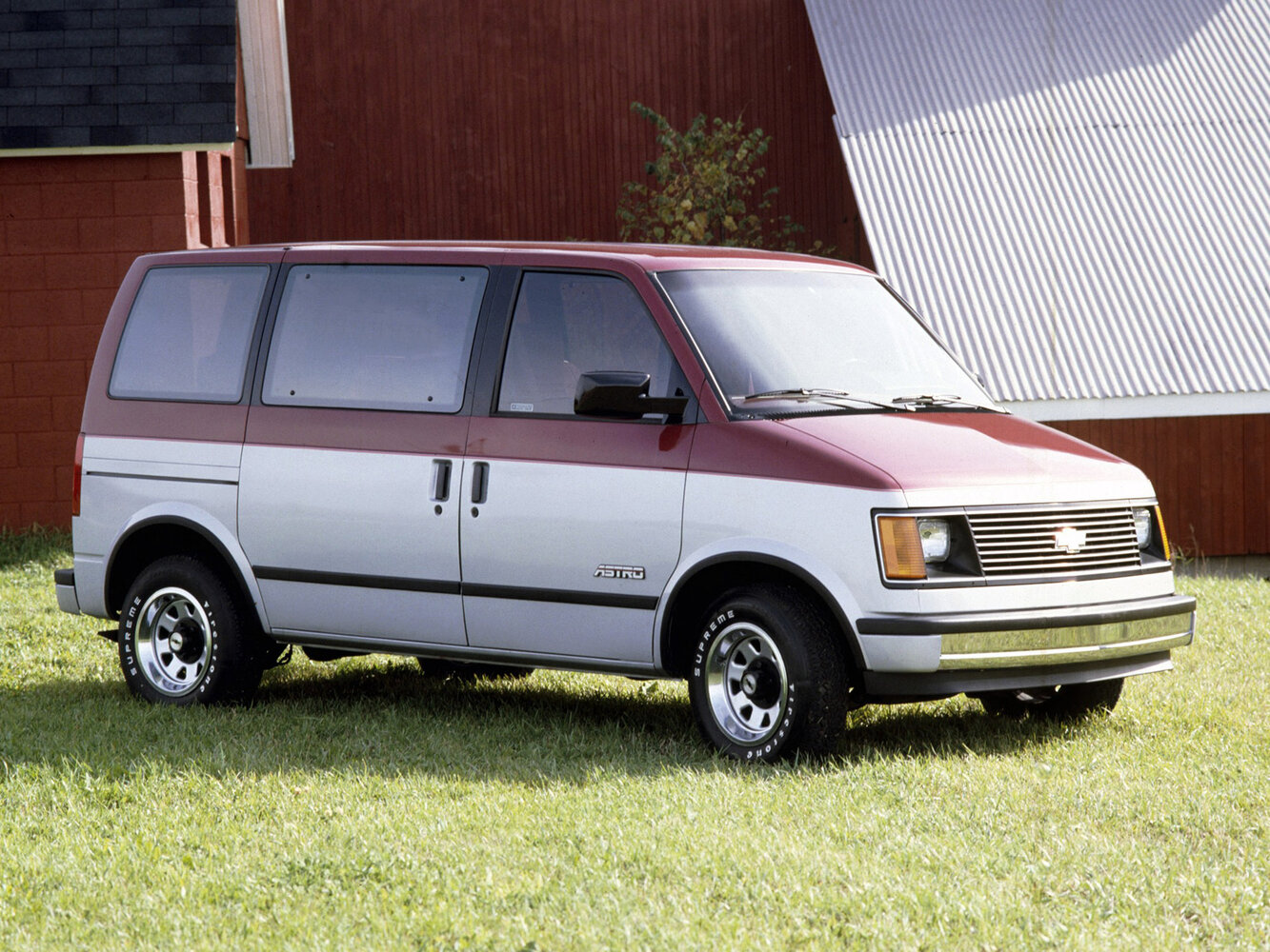 Chevrolet Astro I (1985–1994) · 4.3 AT (150 л.с.) 4WD