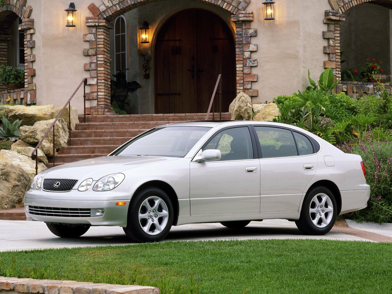 Lexus GS II (1997–2000) · 400 4.0 AT (304 л.с.)