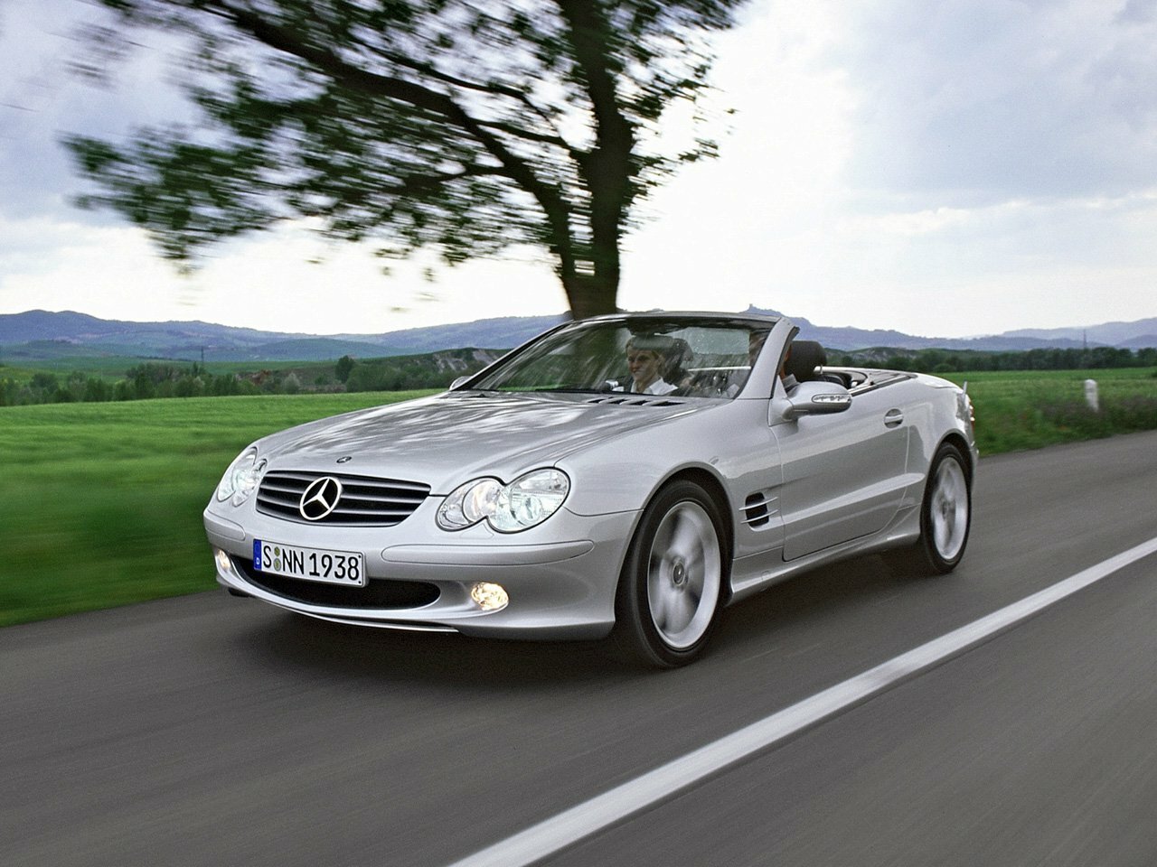 Mercedes-Benz SL-Класс V (R230) (2001–2006) · 350 3.7 AT (245 л.с.)