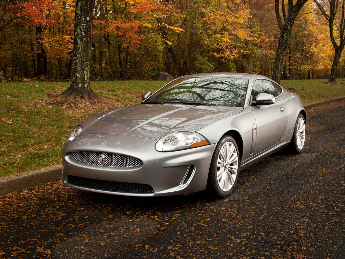 Jaguar XK II Рестайлинг 1 (2009–2011) · 5.0 AT (385 л.с.)