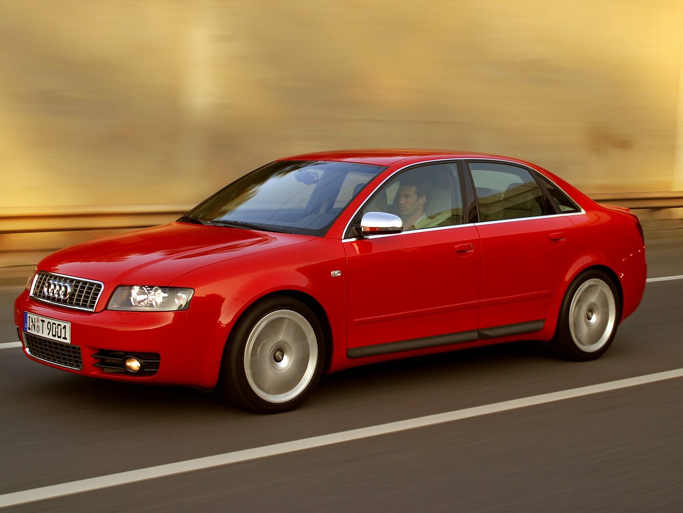 Audi S4 II (B6) (2002–2004) · 4.2 MT (344 л.с.) 4WD