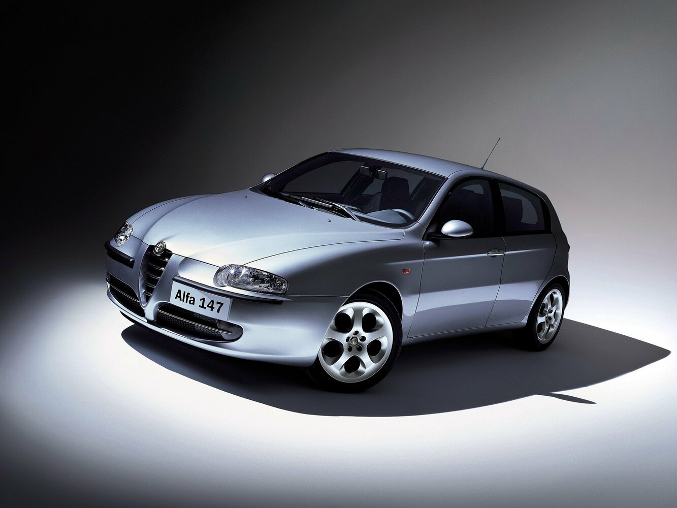 Alfa Romeo 147 I (2000–2004) · 1.9d MT (101 л.с.)