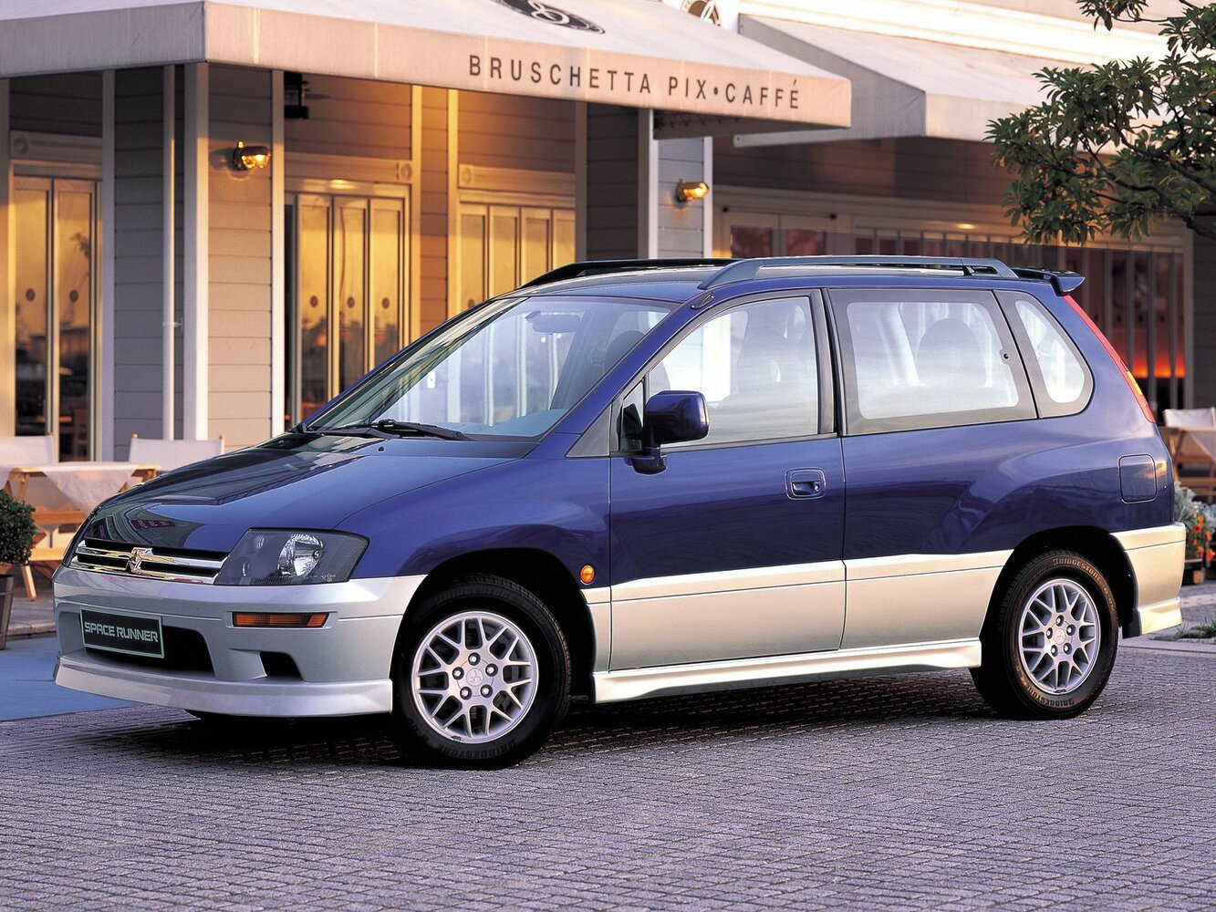 Mitsubishi Space Runner II (1999–2002) · 2.0 MT (136 л.с.)