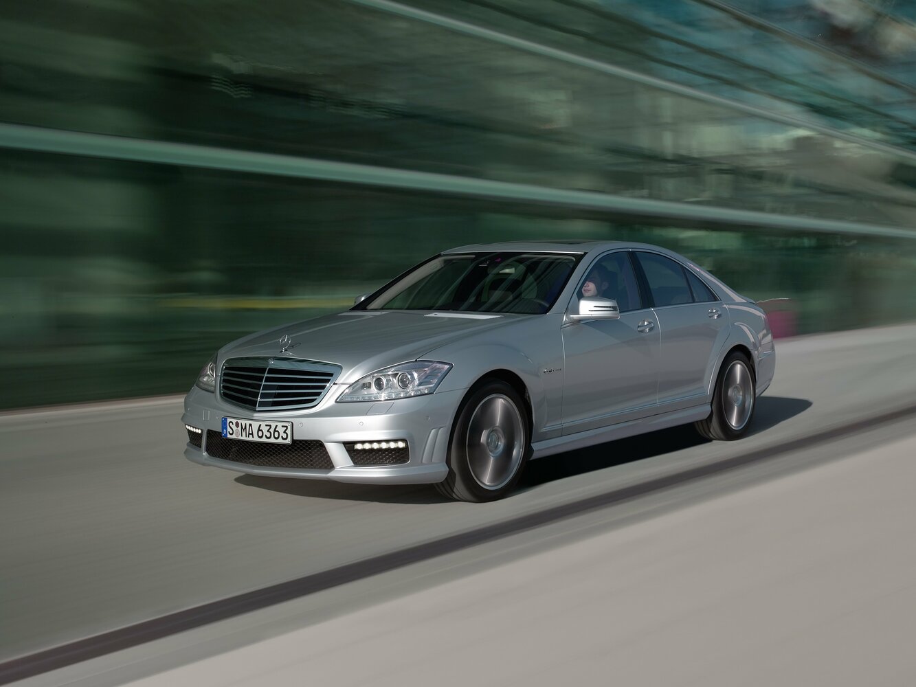Mercedes-Benz S-Класс AMG II (W221) Рестайлинг (2009–2013) · 63 AMG 6.2 AT (525 л.с.)
