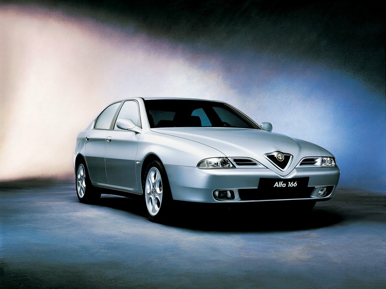 Alfa Romeo 166 I (1998–2003) · 2.5 MT (188 л.с.)