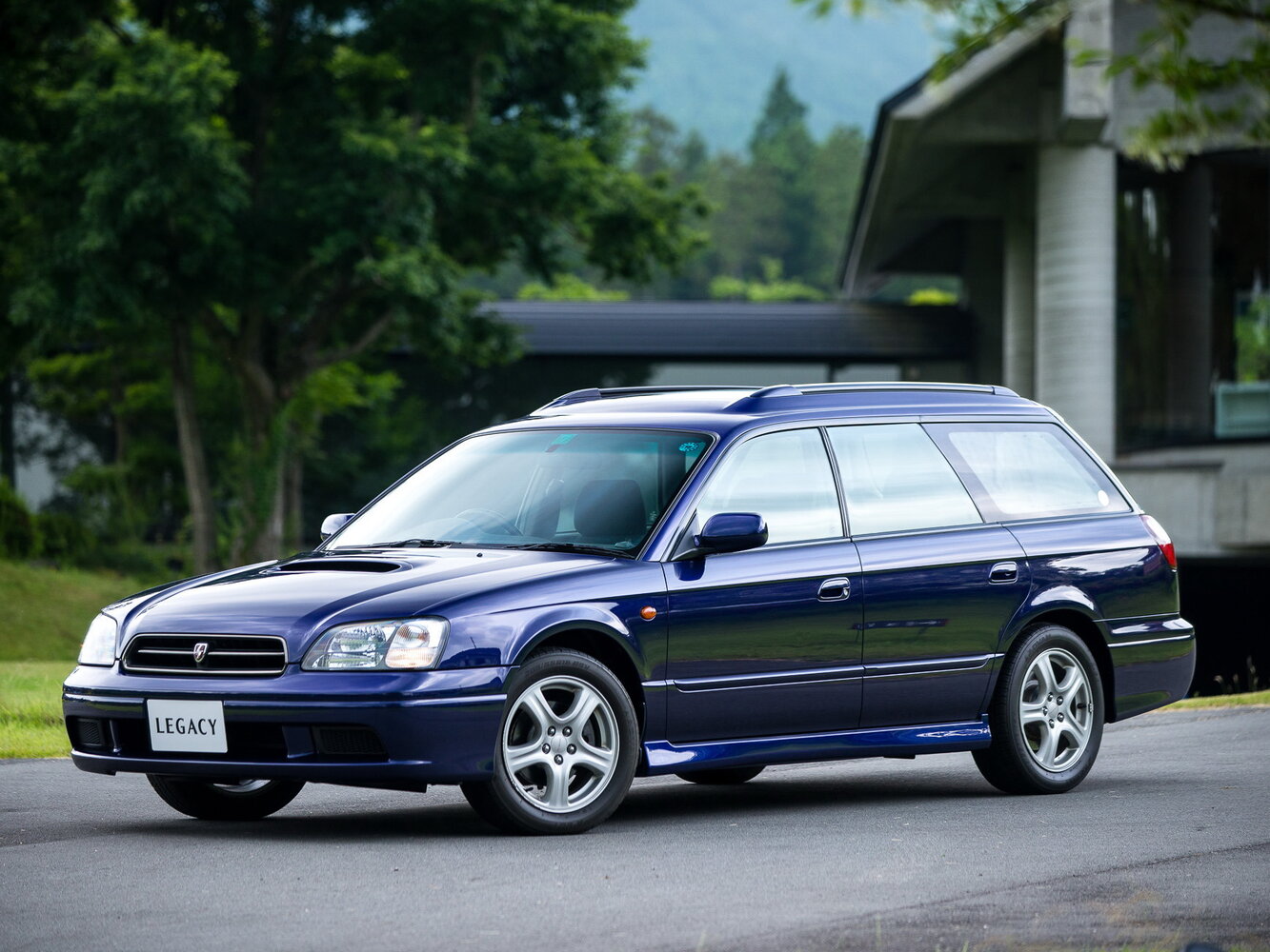 2.0 AT (125 л.с.) 4WD