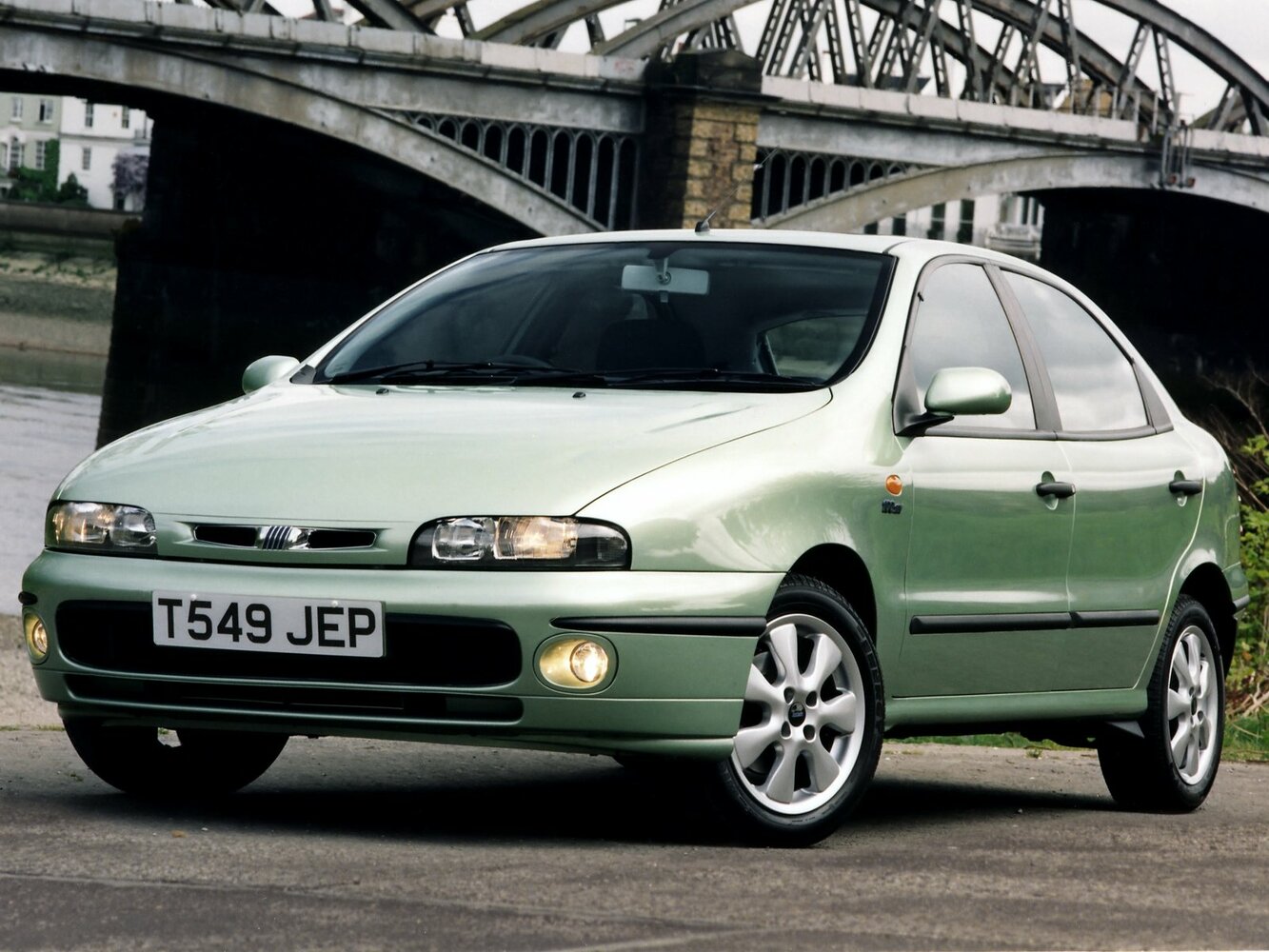 Fiat Brava (1995–2001) · 1.9d MT (75 л.с.)