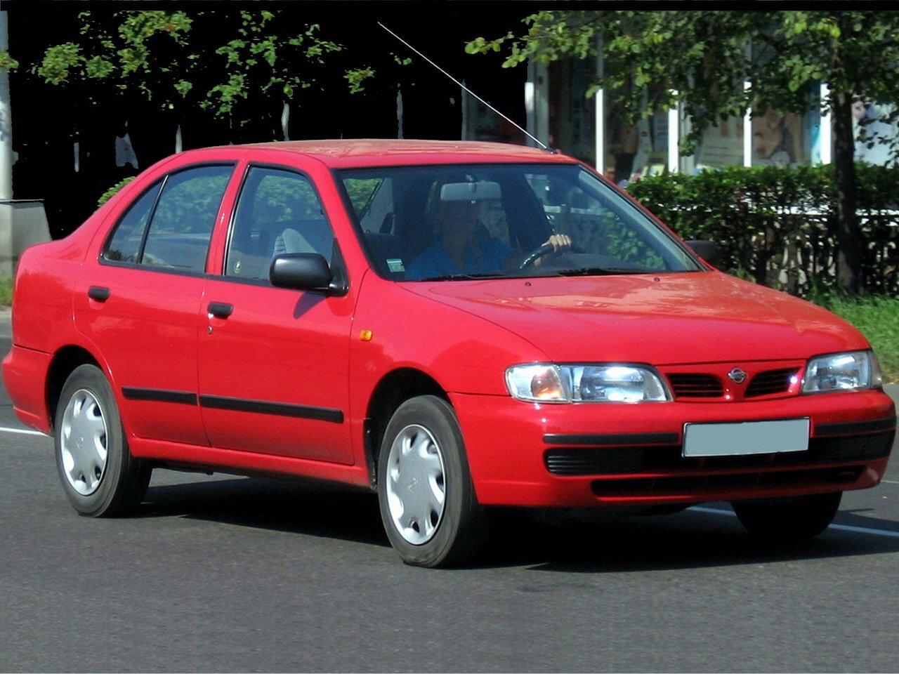 Nissan Almera I (N15) (1995–2000) · 1.6 AT (99 л.с.)