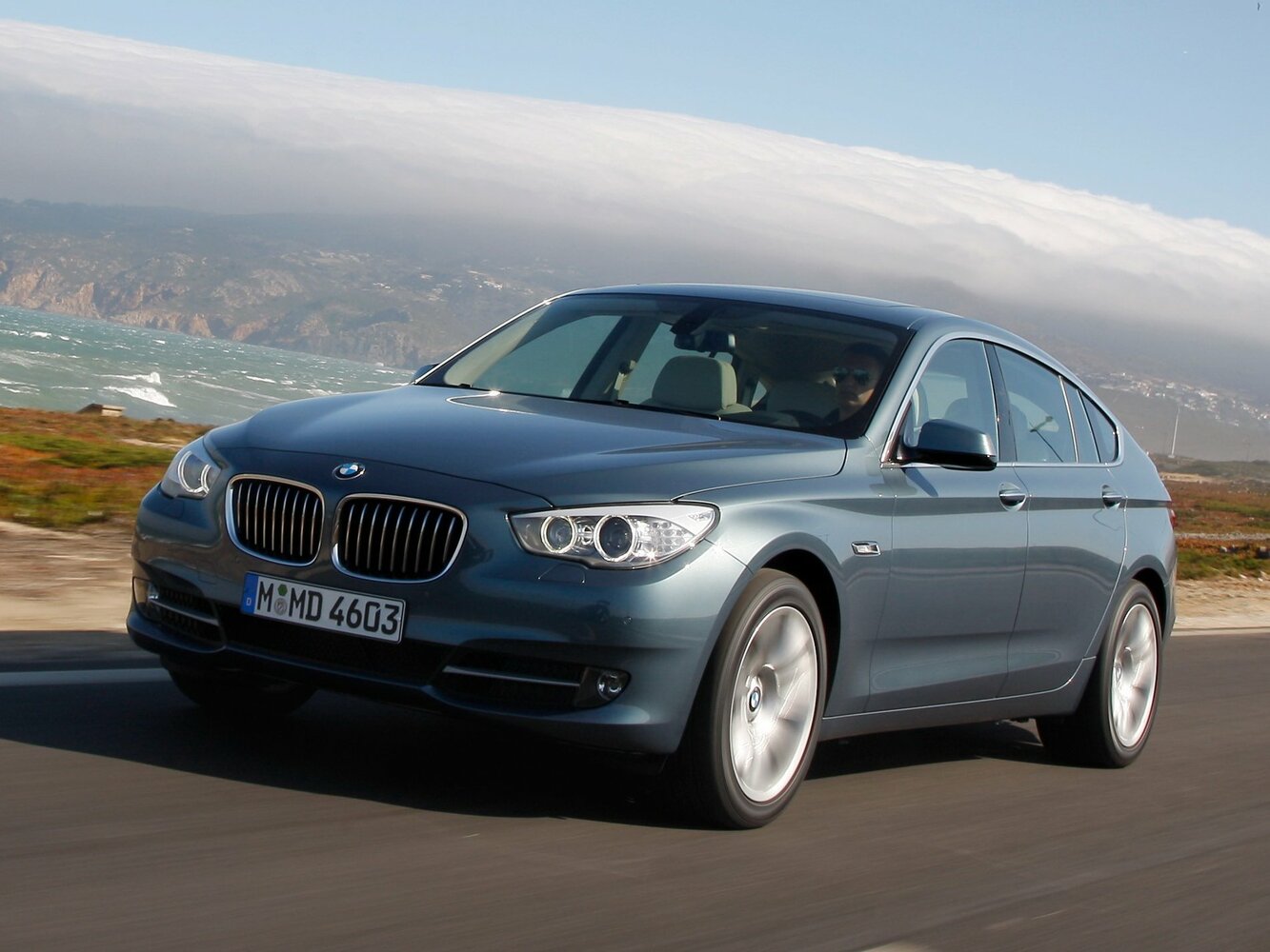 BMW 5 серии VI (F10/F11/F07) (2009–2013) · 550i 4.4 AT (450 л.с.)