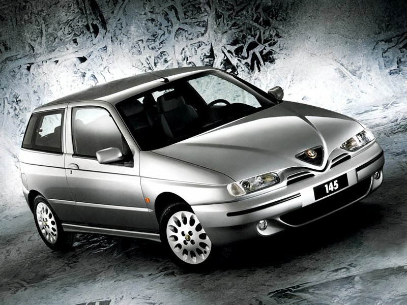 Alfa Romeo 145 I Рестайлинг (1999–2001) · 1.8 MT (144 л.с.)