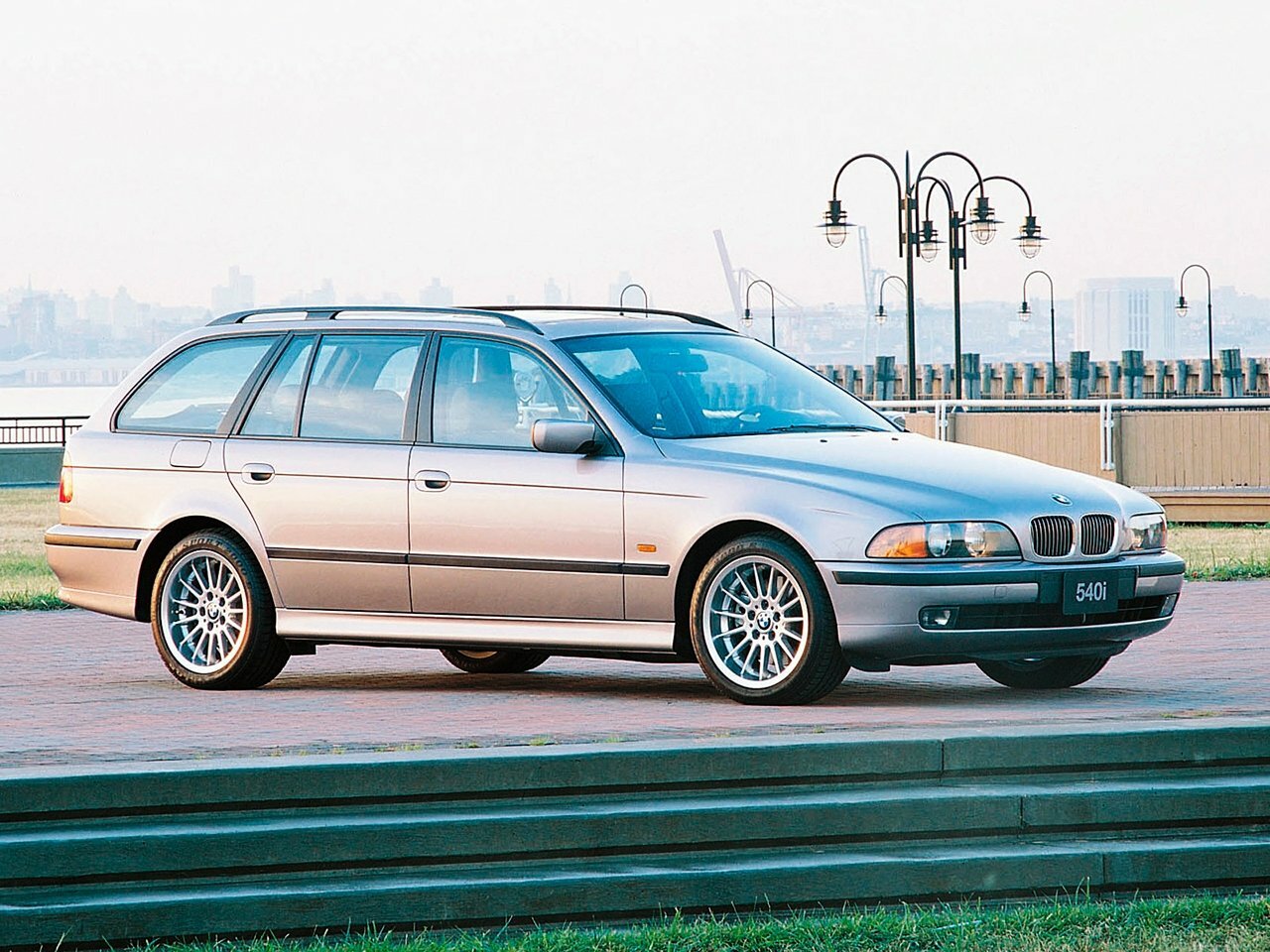 BMW 5 серии IV (E39) (1995–2000) · 530i 3.0 MT (231 л.с.)
