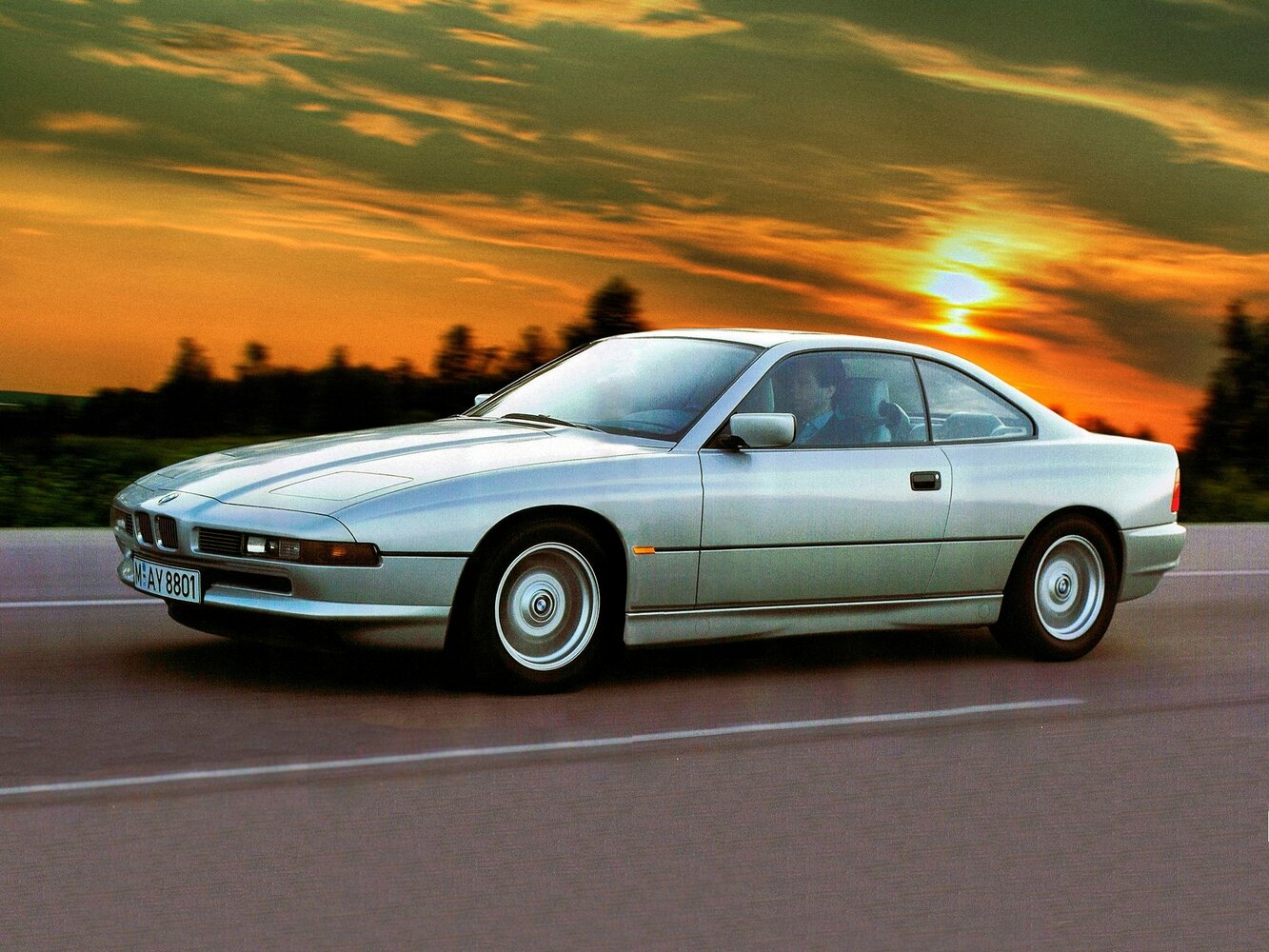 BMW 8 серии I (E31) (1989–1999) · 840i 4.4 MT (286 л.с.)