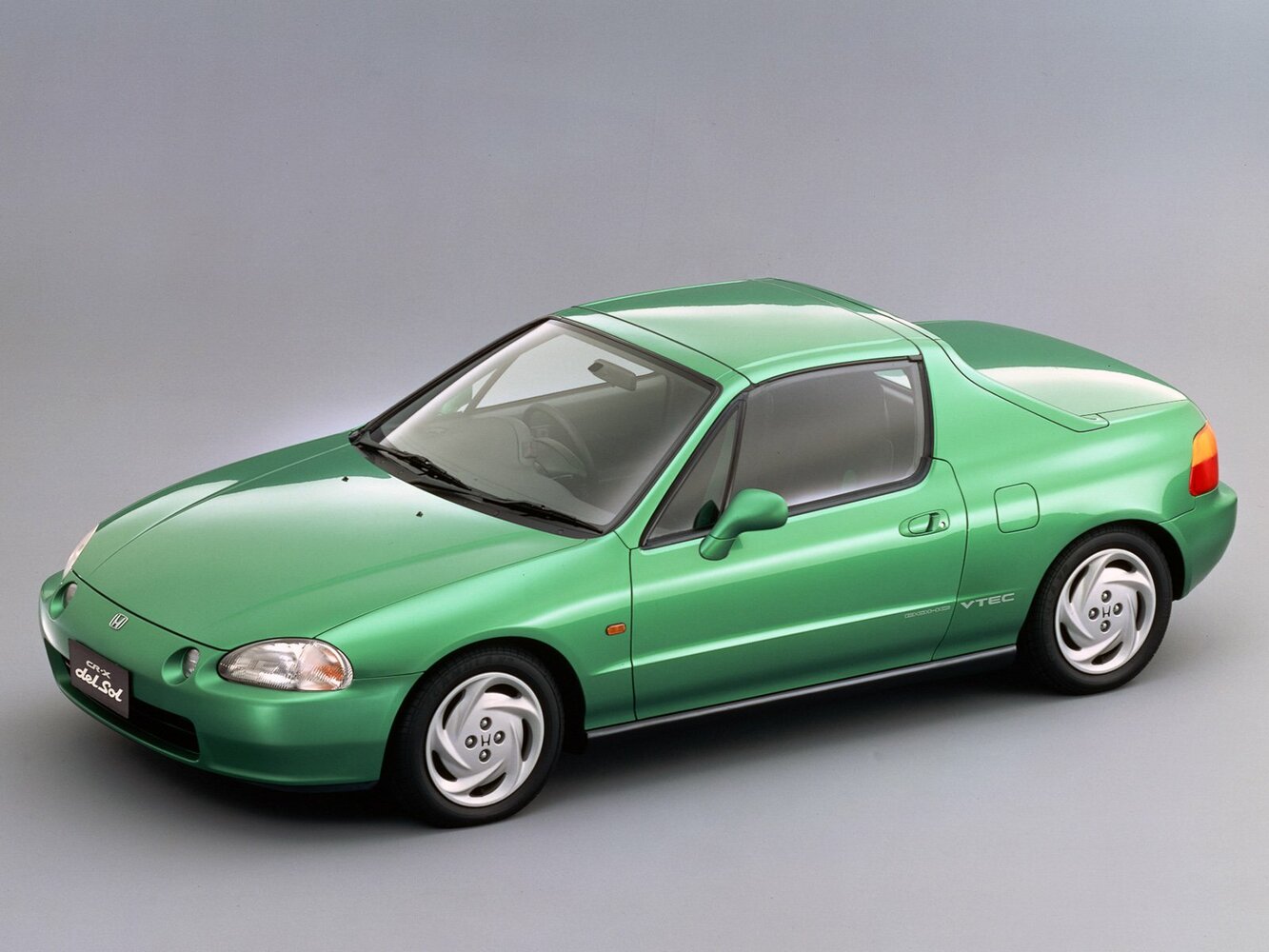Honda CR-X III (1992–1998) · CR-X del Sol 1.5 AT (130 л.с.)
