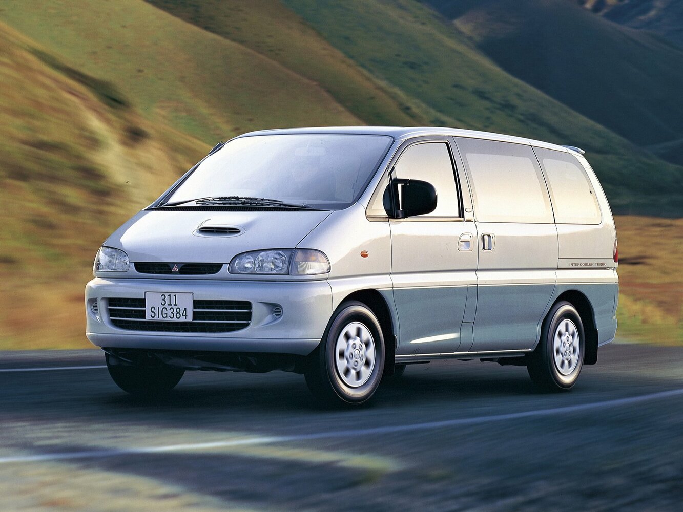 Mitsubishi Space Gear I (1994–1997) · 3.0 AT (185 л.с.) 4WD