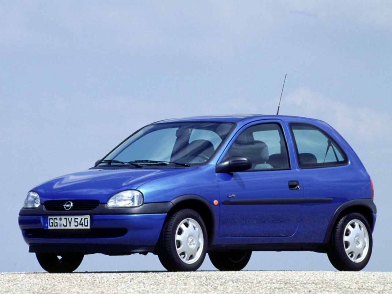 Opel Corsa B (1993–2000) · 1.2 MT (45 л.с.)