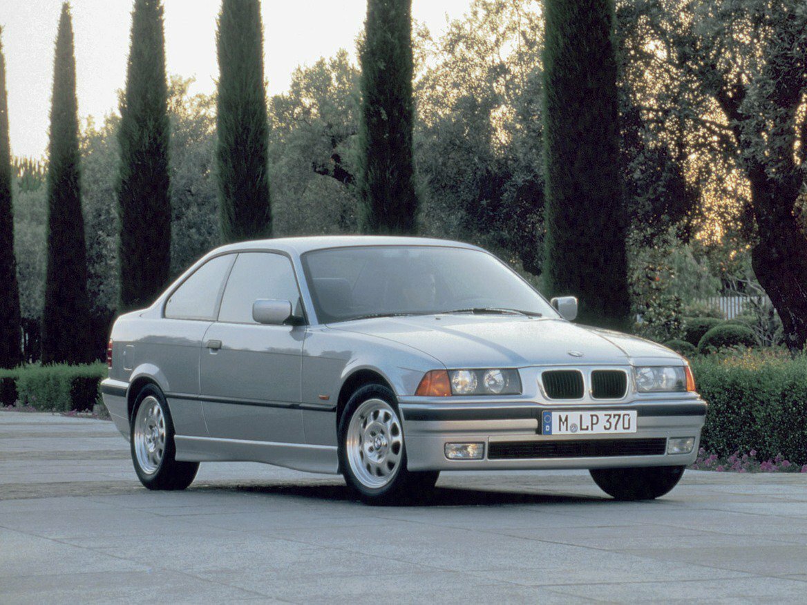 316i 1.6 MT (102 л.с.)
