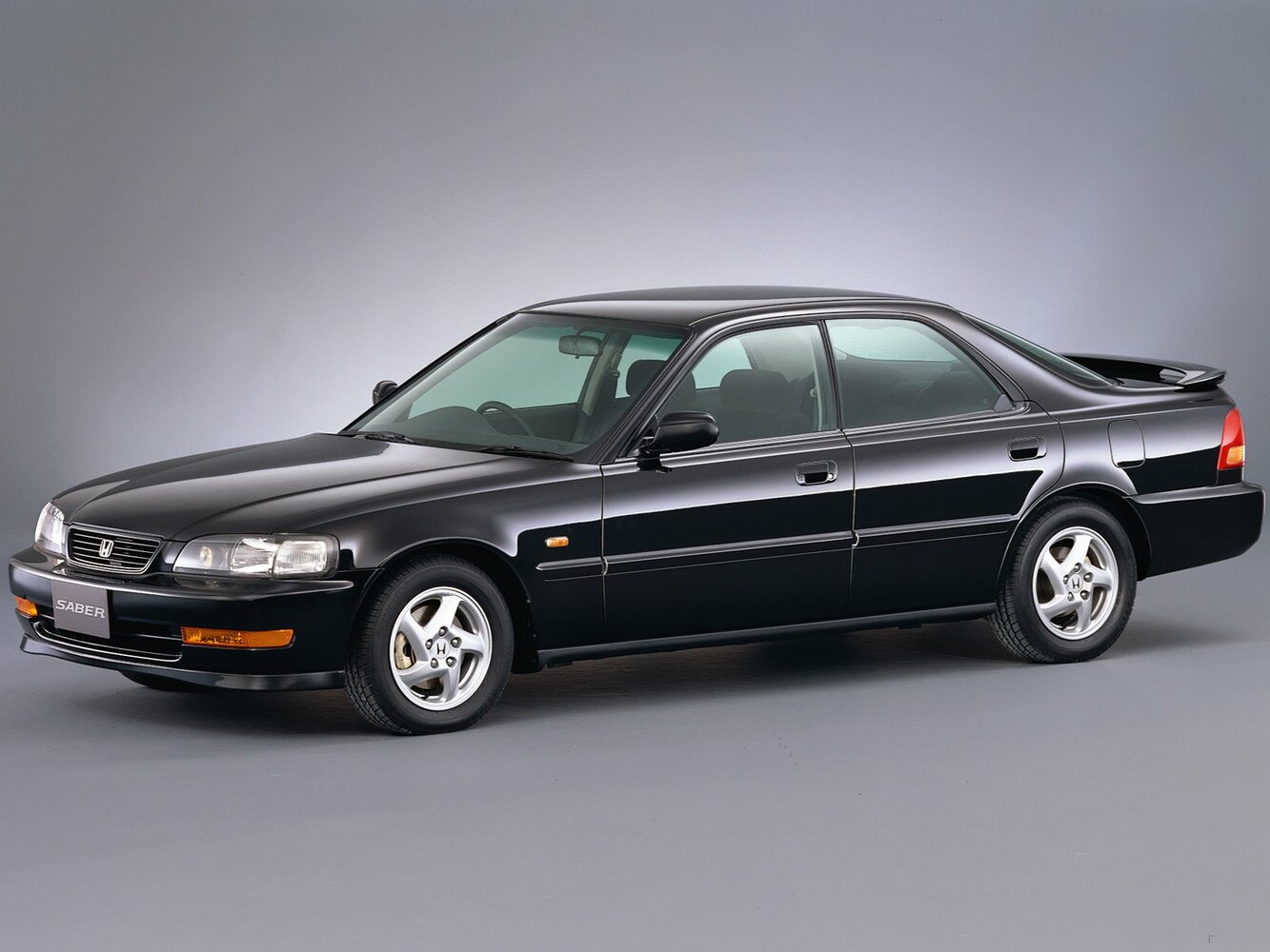 Honda Saber I (1995–1998) · 2.5 AT (180 л.с.)