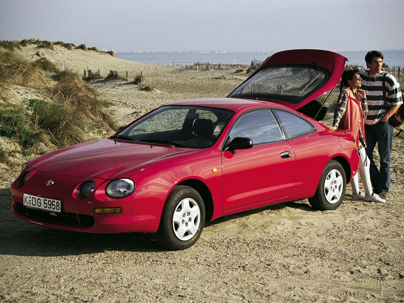 Toyota Celica VI (T200) (1993–1995) · 2.0 MT (180 л.с.)