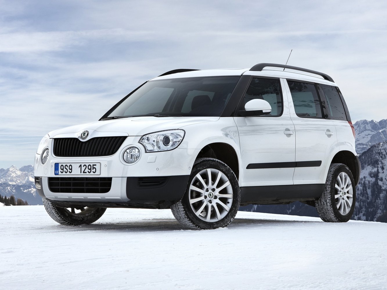 Skoda Yeti I (2009–2014) · 2.0d MT (110 л.с.) 4WD