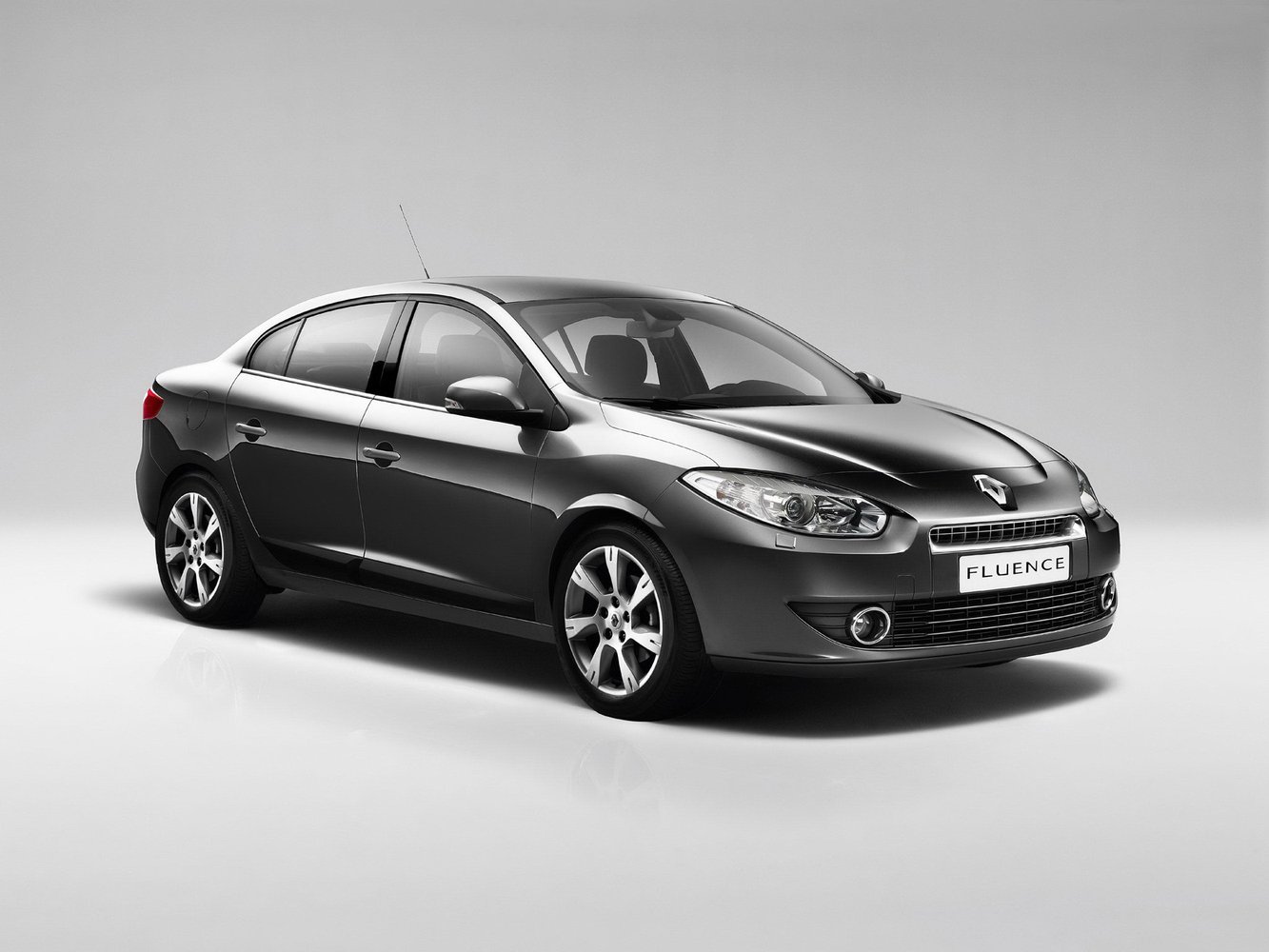 Renault Fluence I (2009–2013) · 1.6 MT (110 л.с.)