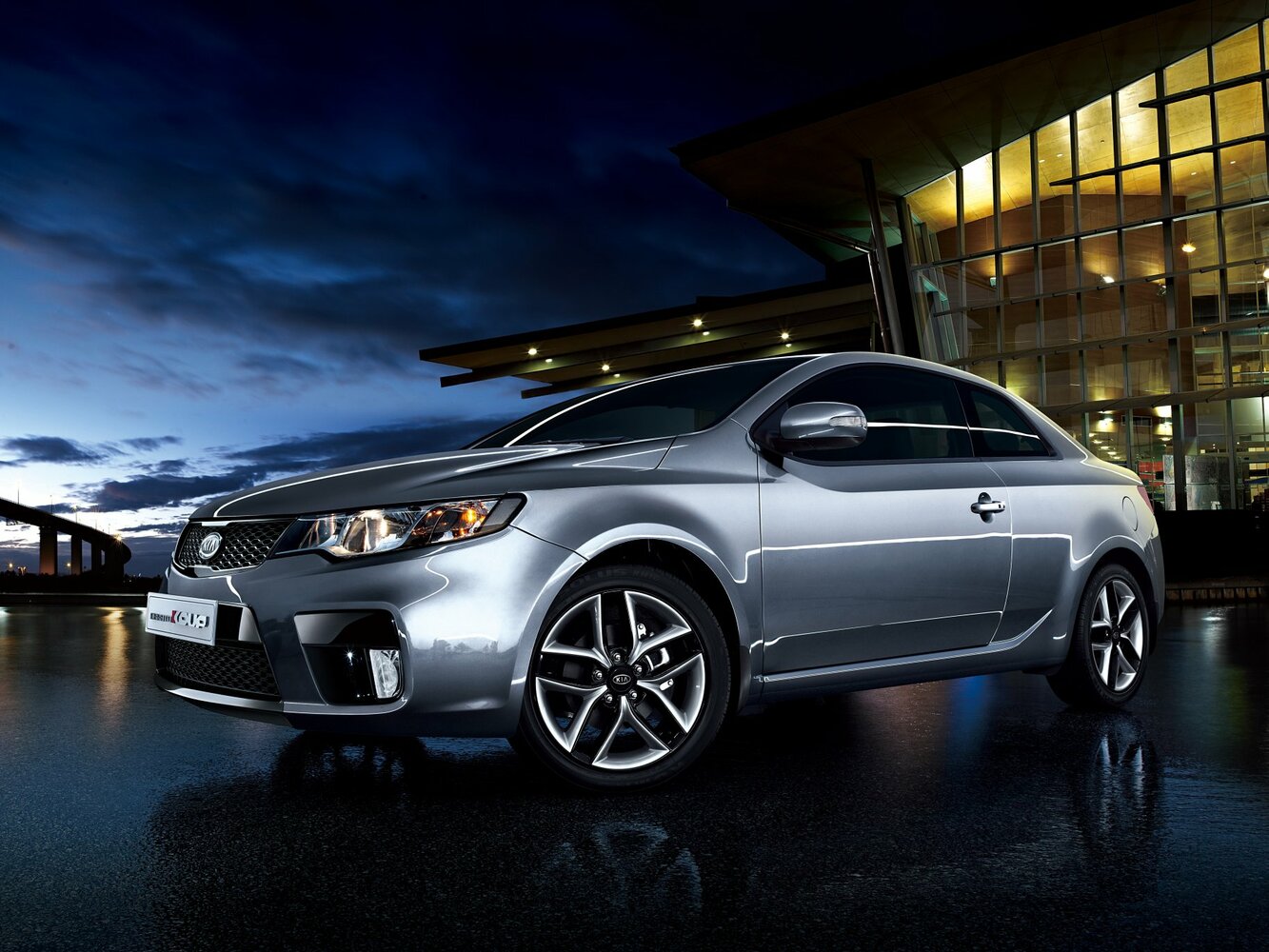 Kia Cerato II (2008–2013) · Koup 1.6 AT (126 л.с.)