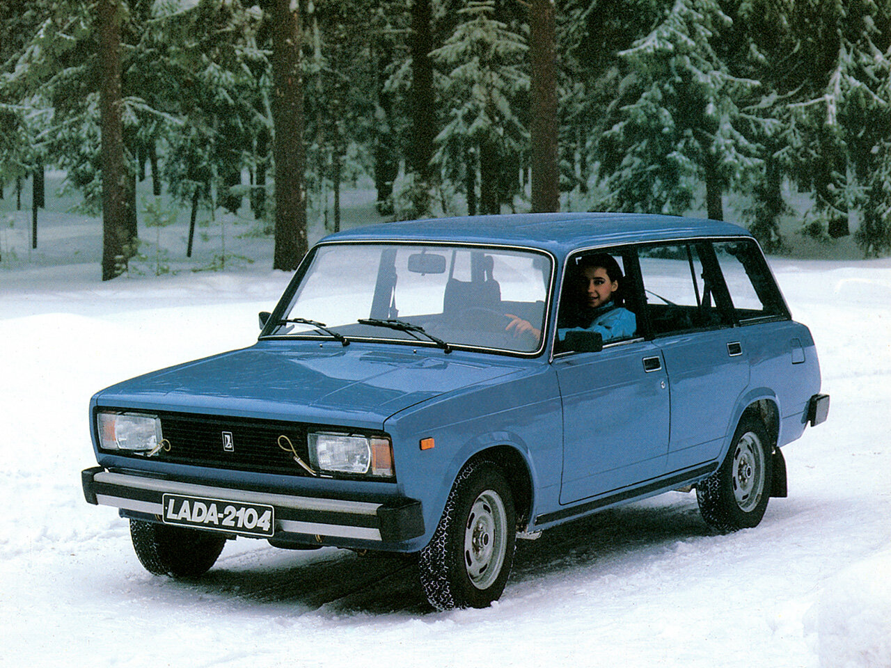 Lada (ВАЗ) 2104 (1984–2012) · 1.7 MT (79 л.с.)