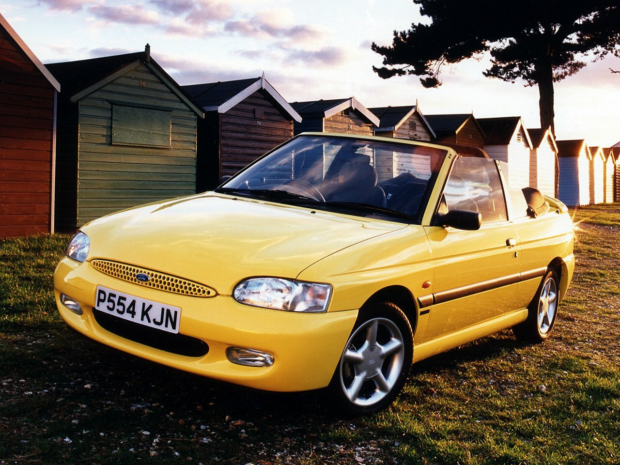 Ford Escort V Рестайлинг 2 (1995–2002) · 1.8 MT (115 л.с.)