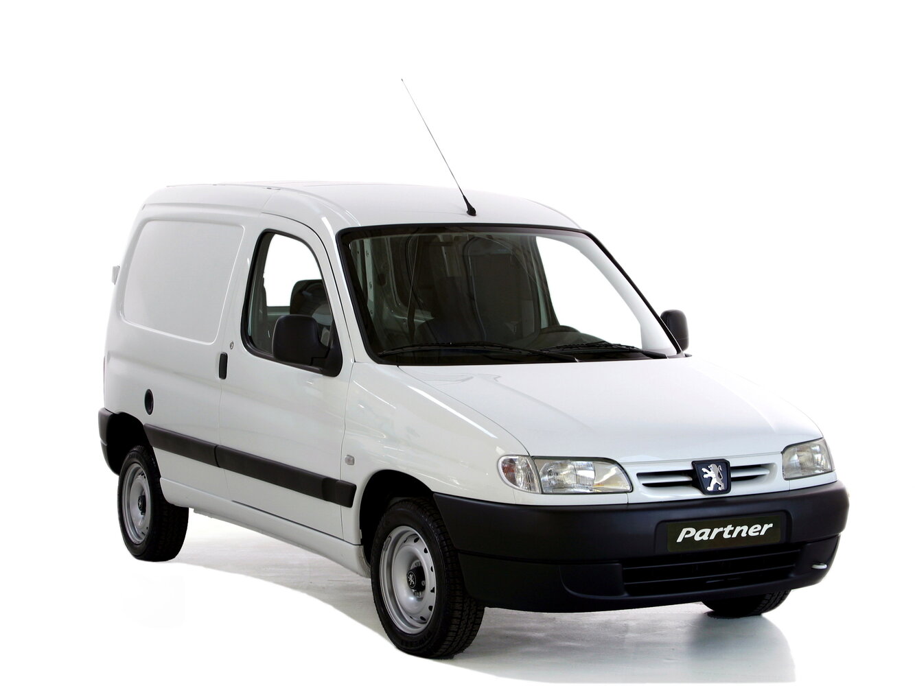 Peugeot Partner I (1997–2002) · 1.4 MT (75 л.с.)