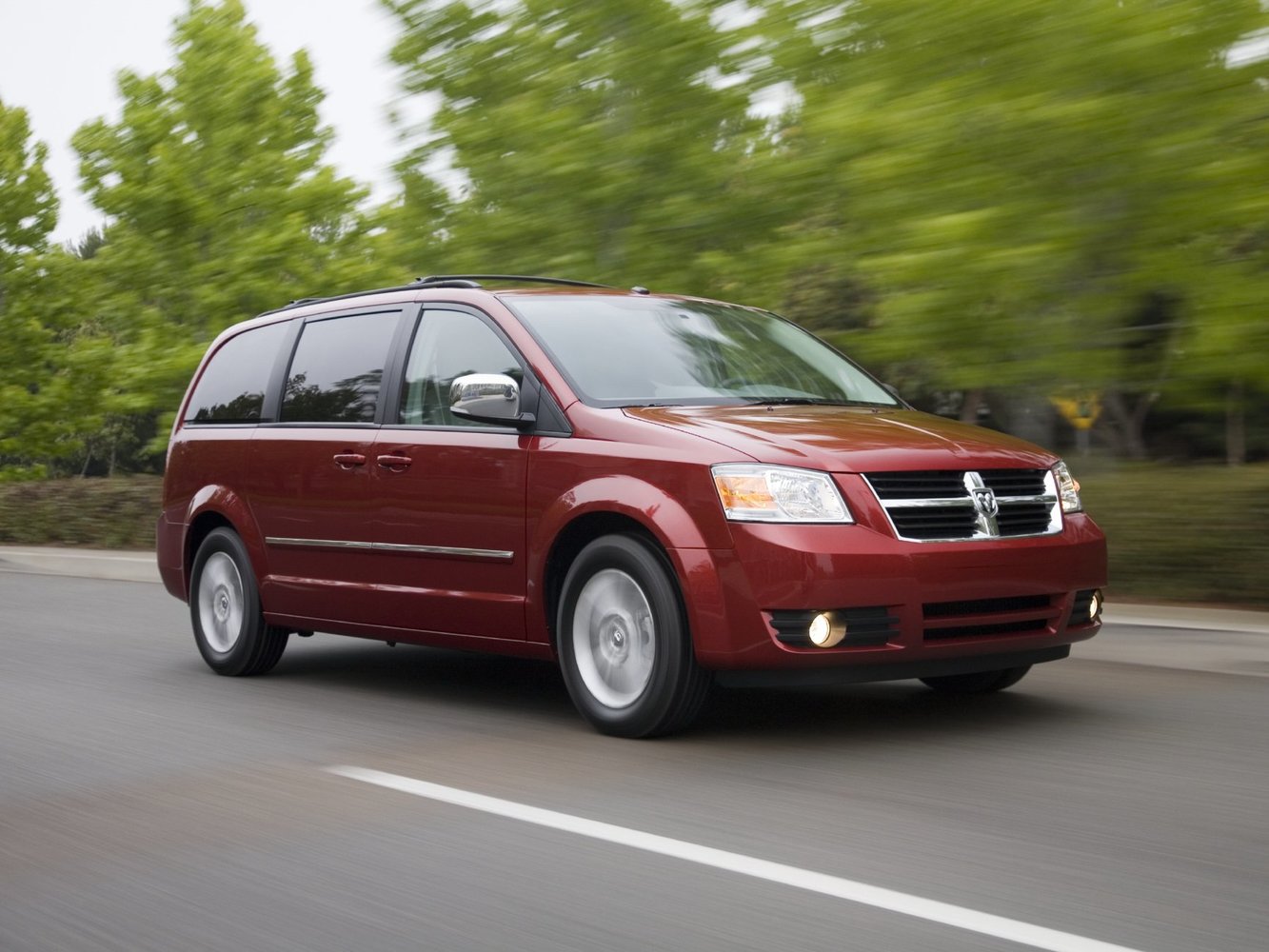 Dodge Caravan V (2007–2020) · Grand 3.8 AT (197 л.с.)