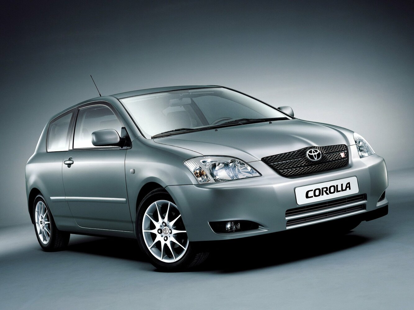 Toyota Corolla IX (E120, E130) (2000–2004) · 1.5 AT (105 л.с.) 4WD