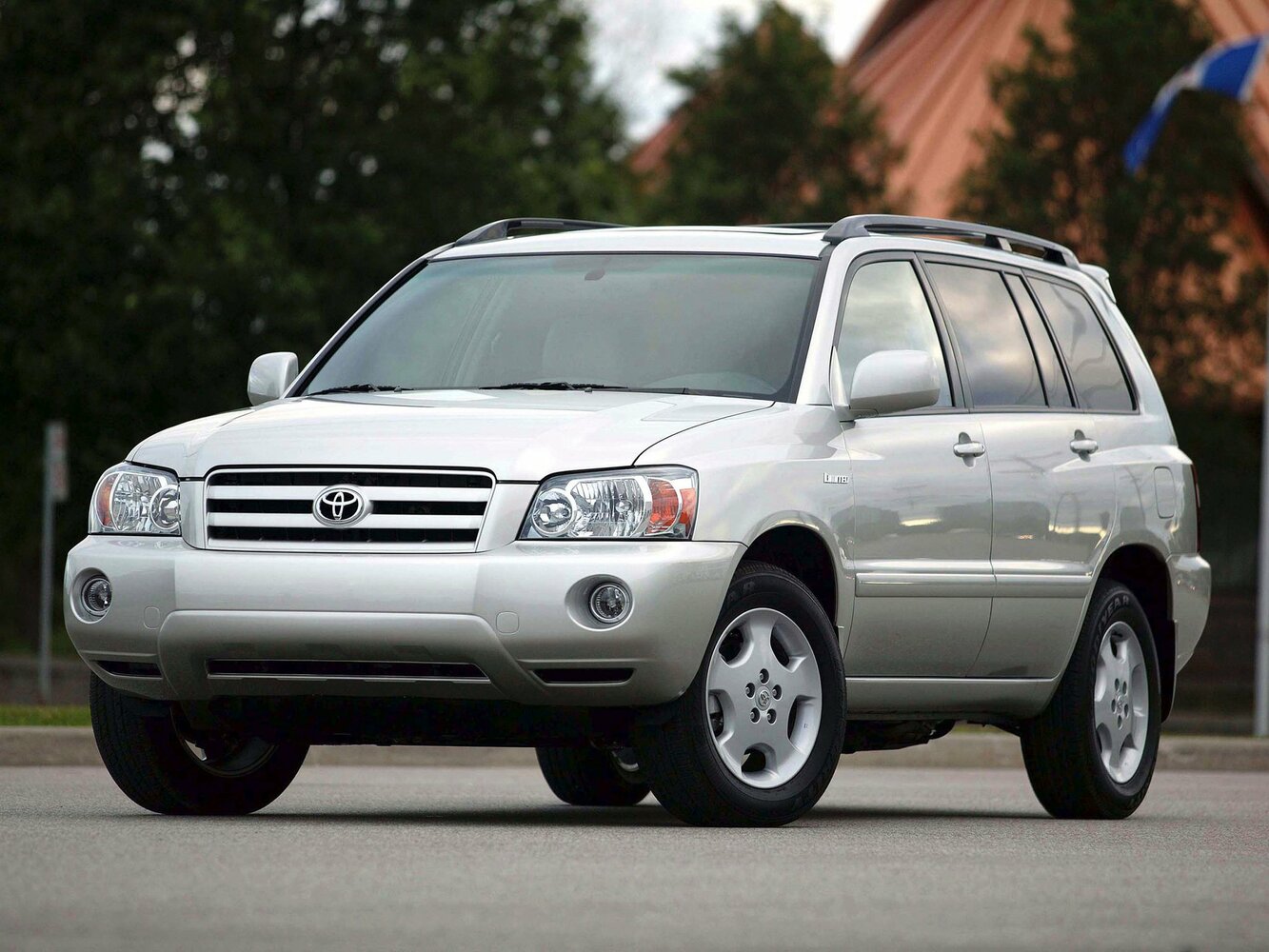 Toyota Highlander I (XU20) Рестайлинг (2003–2007) · 3.3hyb CVT (268 л.с.) 4WD