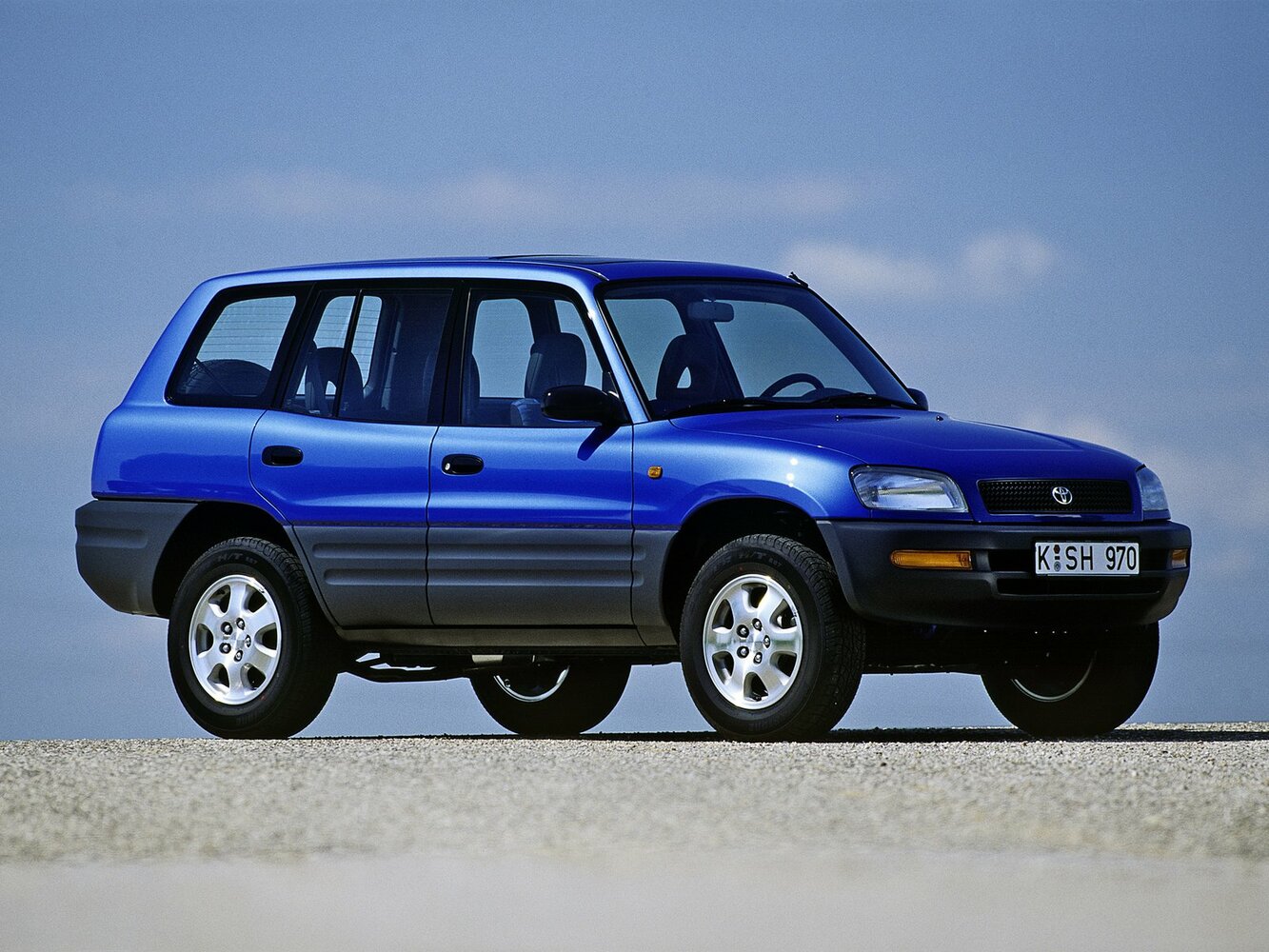 Toyota RAV4 I (XA10) (1994–2000) · 2.0 MT (129 л.с.) 4WD