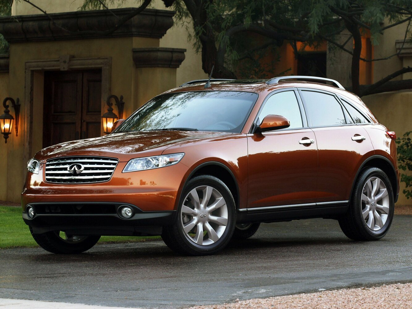 Infiniti FX I (S50) (2002–2006) · FX35 3.5 AT (280 л.с.)