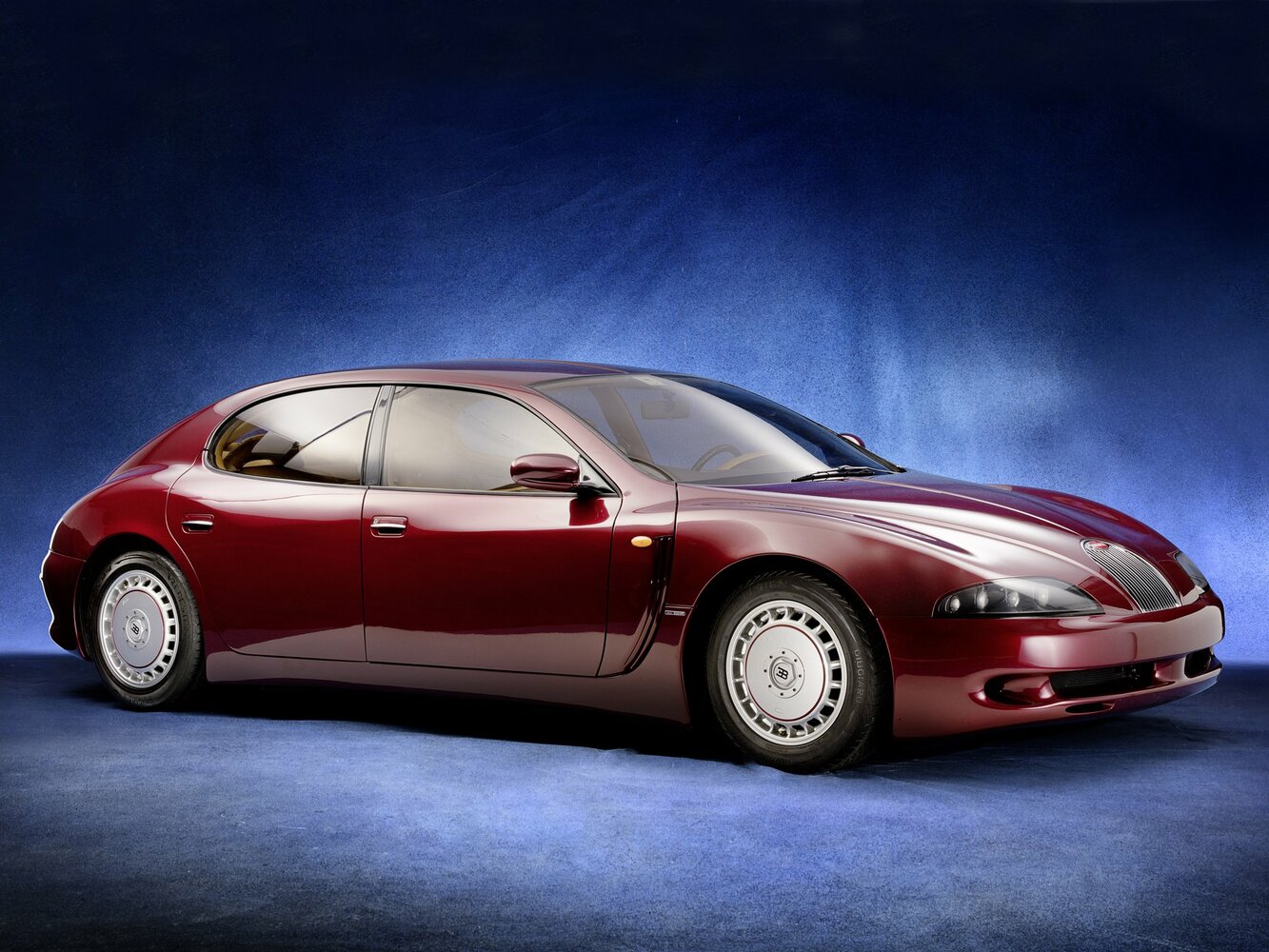 Bugatti EB 112 (1993–1998) · 6.0 MT (461 л.с.) 4WD