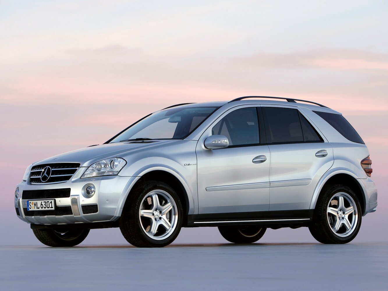 Mercedes-Benz M-Класс AMG II (W164) (2006–2008) · 63 AMG 6.2 AT (510 л.с.) 4WD