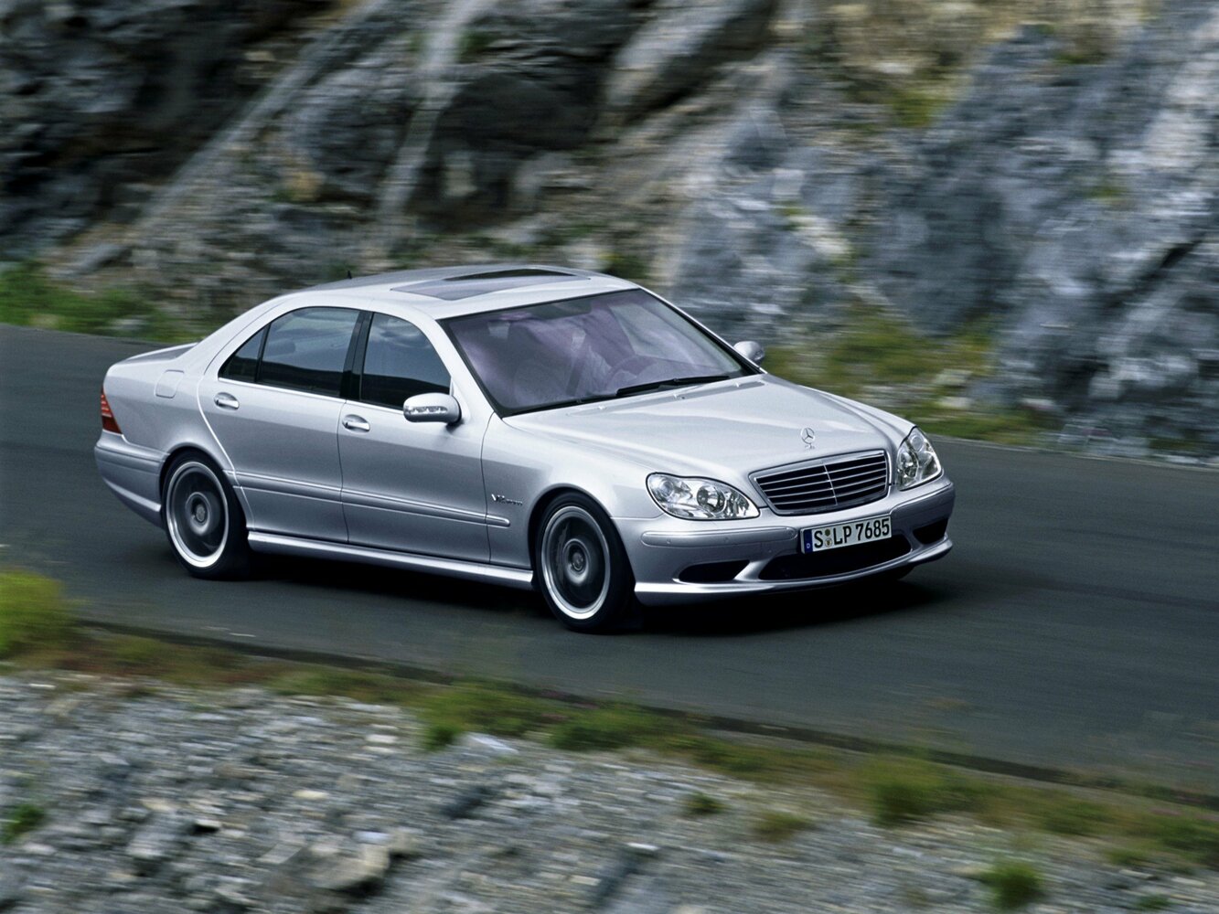 Mercedes-Benz S-Класс AMG I (W220) Рестайлинг (2002–2005) · 55 AMG 5.4 AT (500 л.с.)