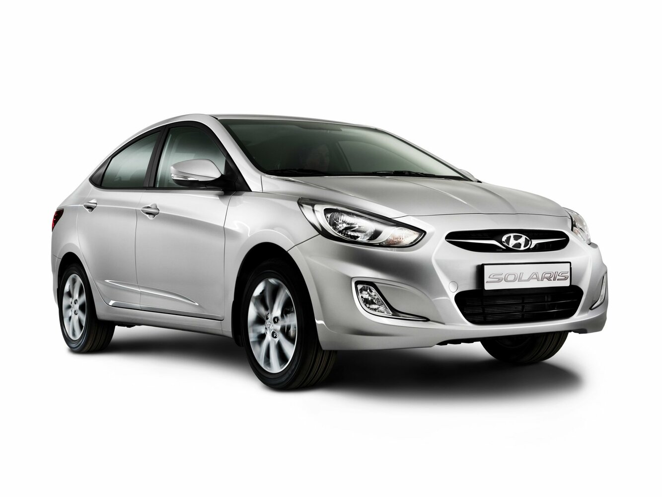 Hyundai Solaris I (2010–2014) · 1.4 AT (107 л.с.)