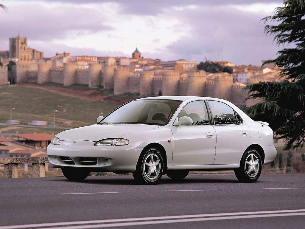 Hyundai Elantra II (J2, J3) (1995–2000) · 1.6 AT (114 л.с.)