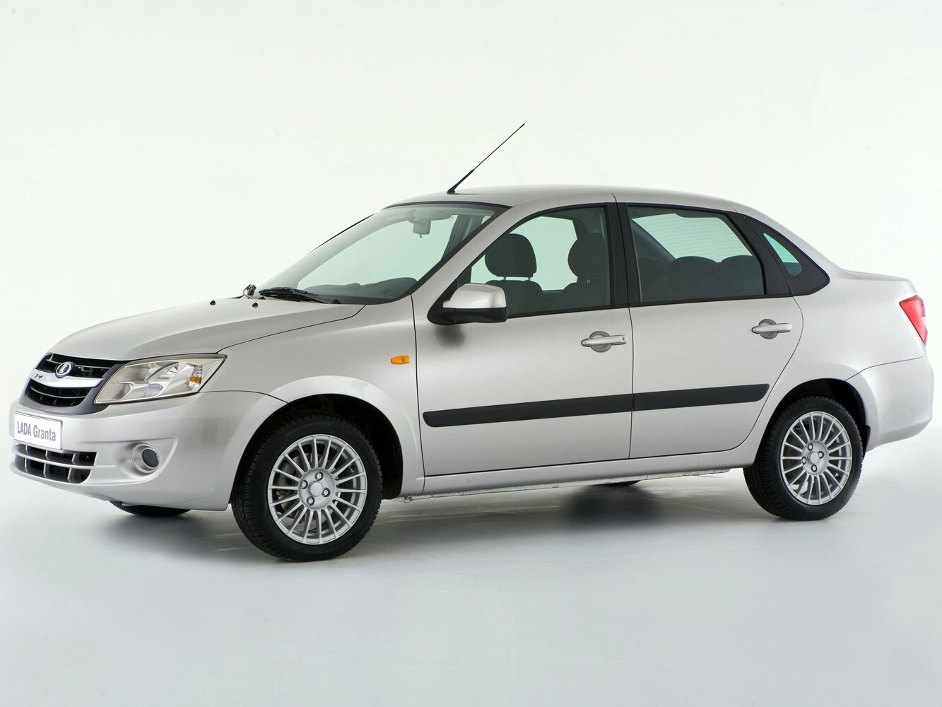 1.6 MT (82 л.с.)