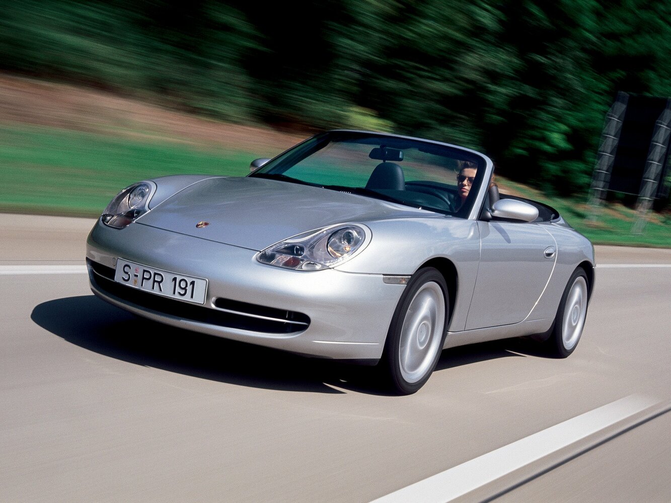 Porsche 911 V (996) (1997–2001) · Carrera 4 3.4 MT (300 л.с.) 4WD